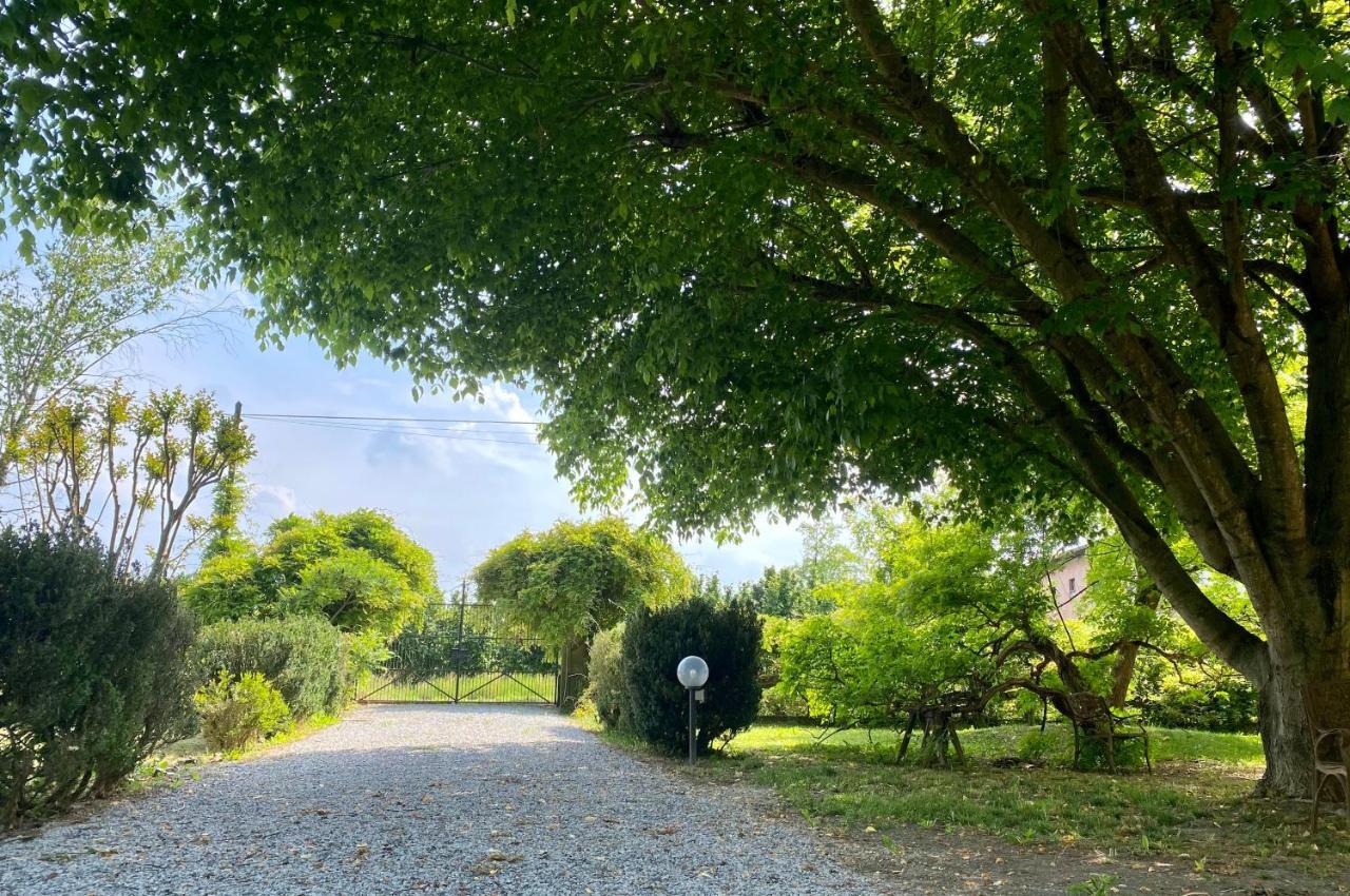 Locanda Del Molino Vecchio Magliano Alfieri Extérieur photo