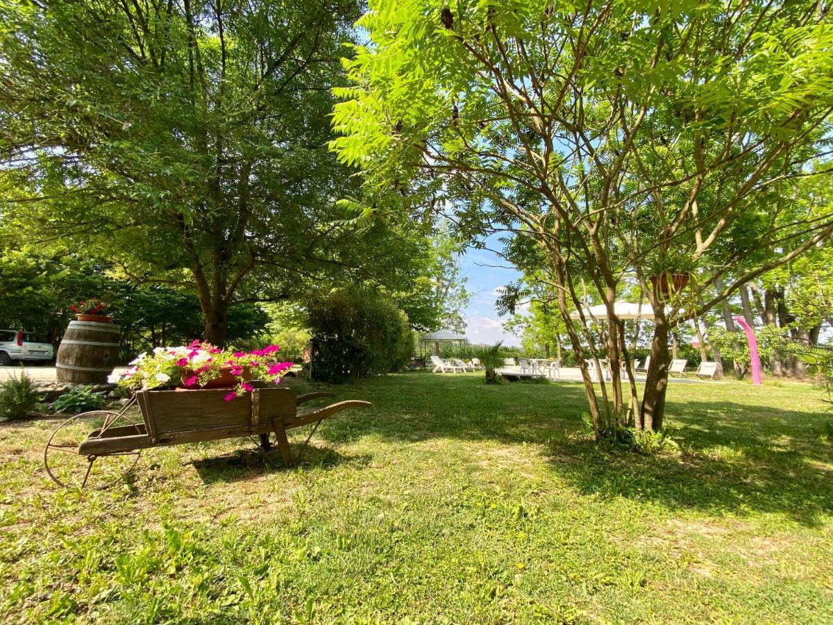 Locanda Del Molino Vecchio Magliano Alfieri Extérieur photo